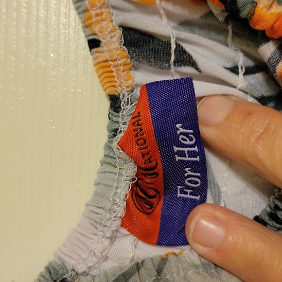 Sundress - Picture 4 of 8